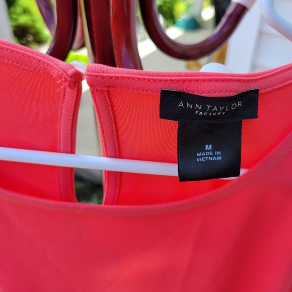 Ann taylor blouse - Picture 8 of 8